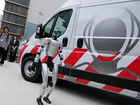 Robot Era STAR1 humanoid robot
