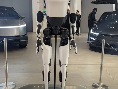 Tesla Optimus Gen 3 humanoid robot