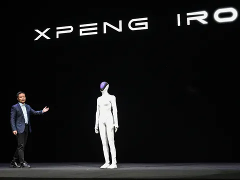 XPeng IRON humanoid robot